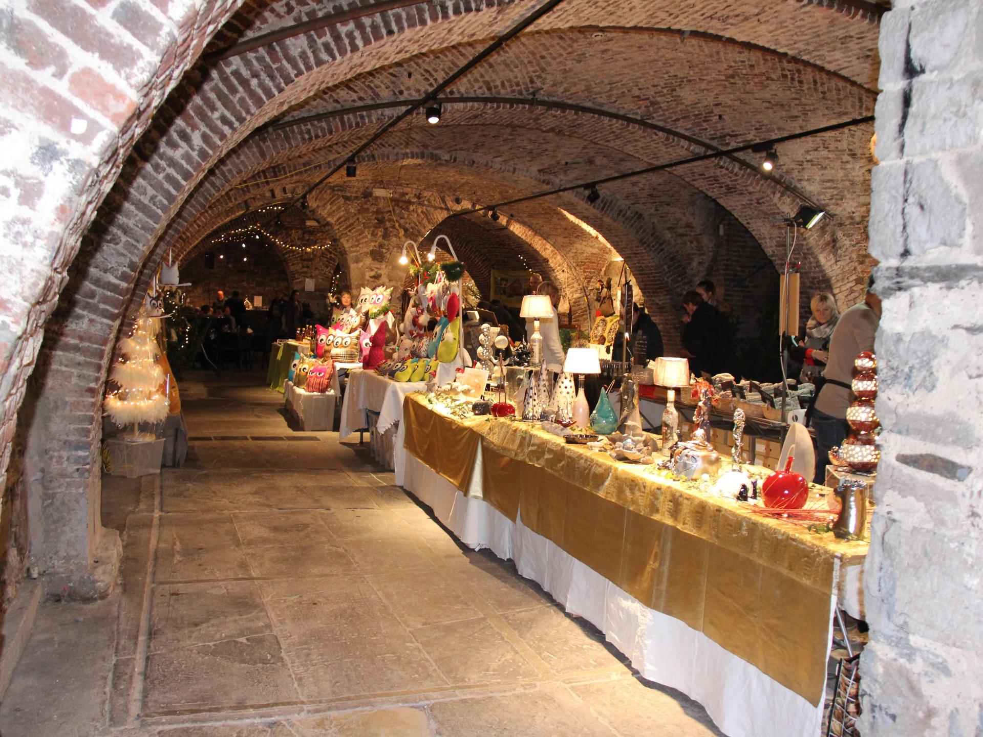 kerstmarkt kelders abdij Stavelot